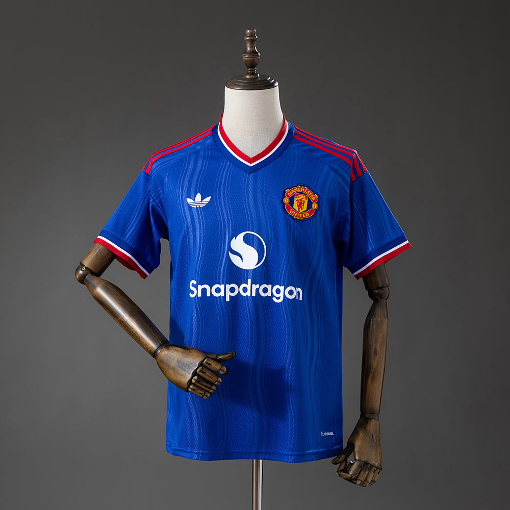 Manchester United II - 26/27