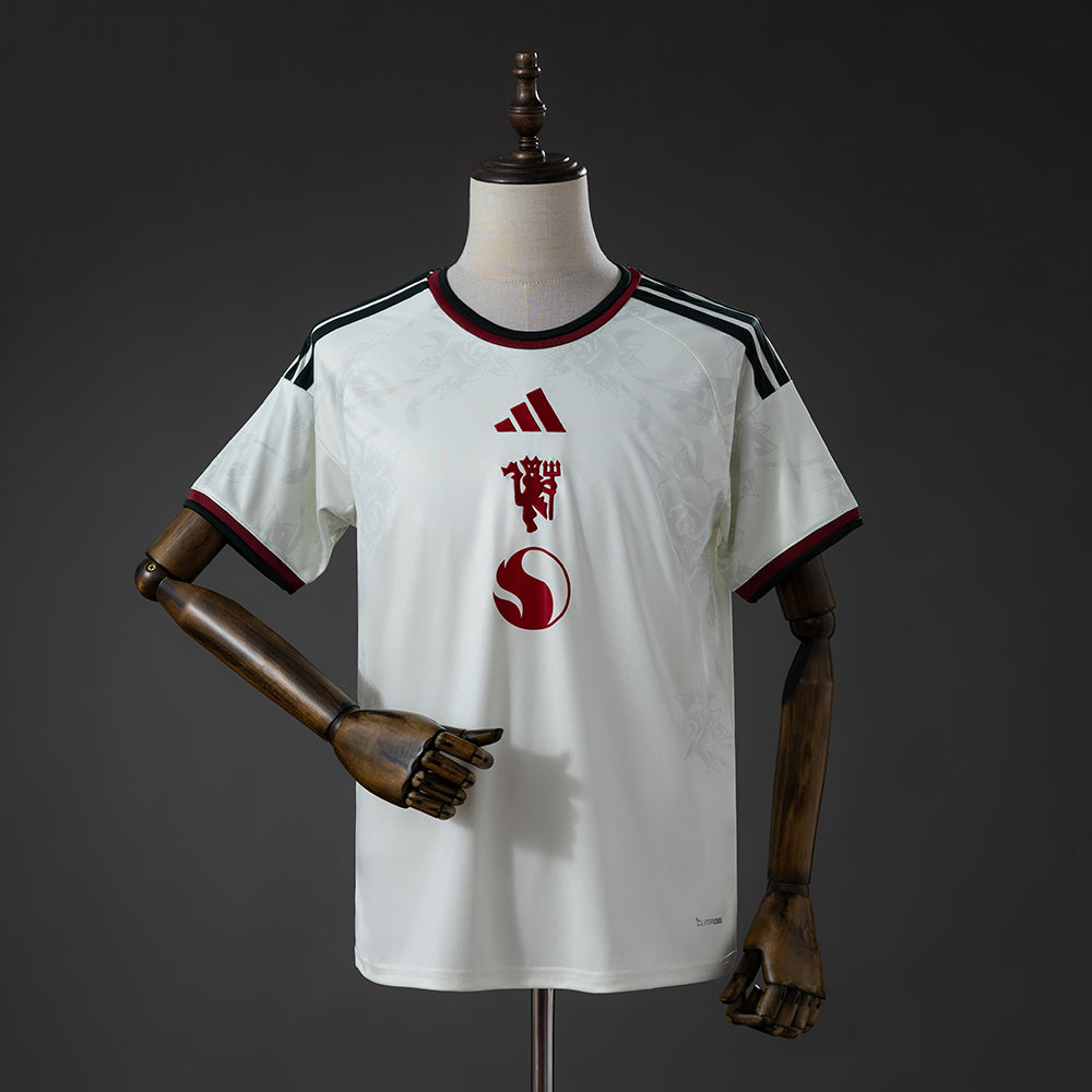 Manchester United III - 26/27