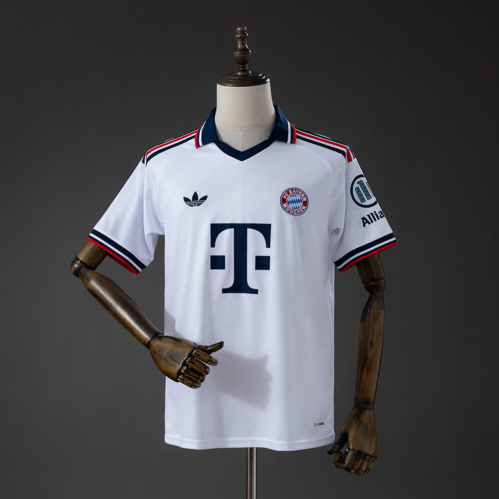 Bayern de Munique II - 26/27
